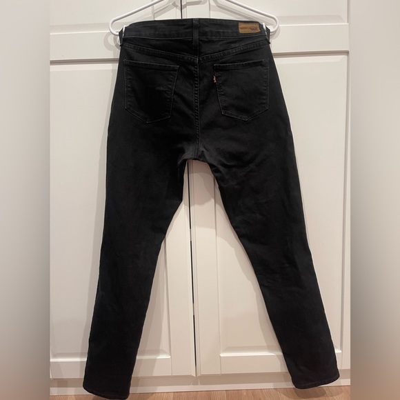 Levi’s Midrise Demi-Curve Skinny Jeans - Picture 5 of 5